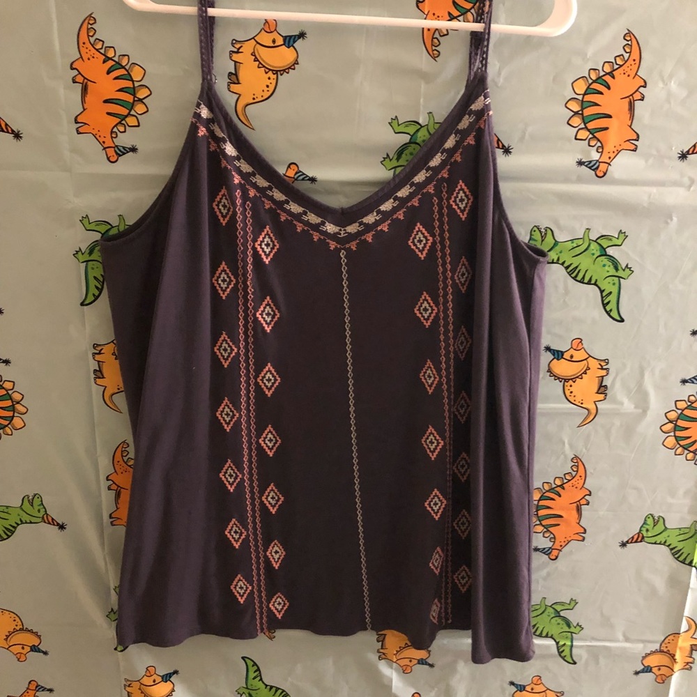 Torrid size 2 gray embroidered tank 2x